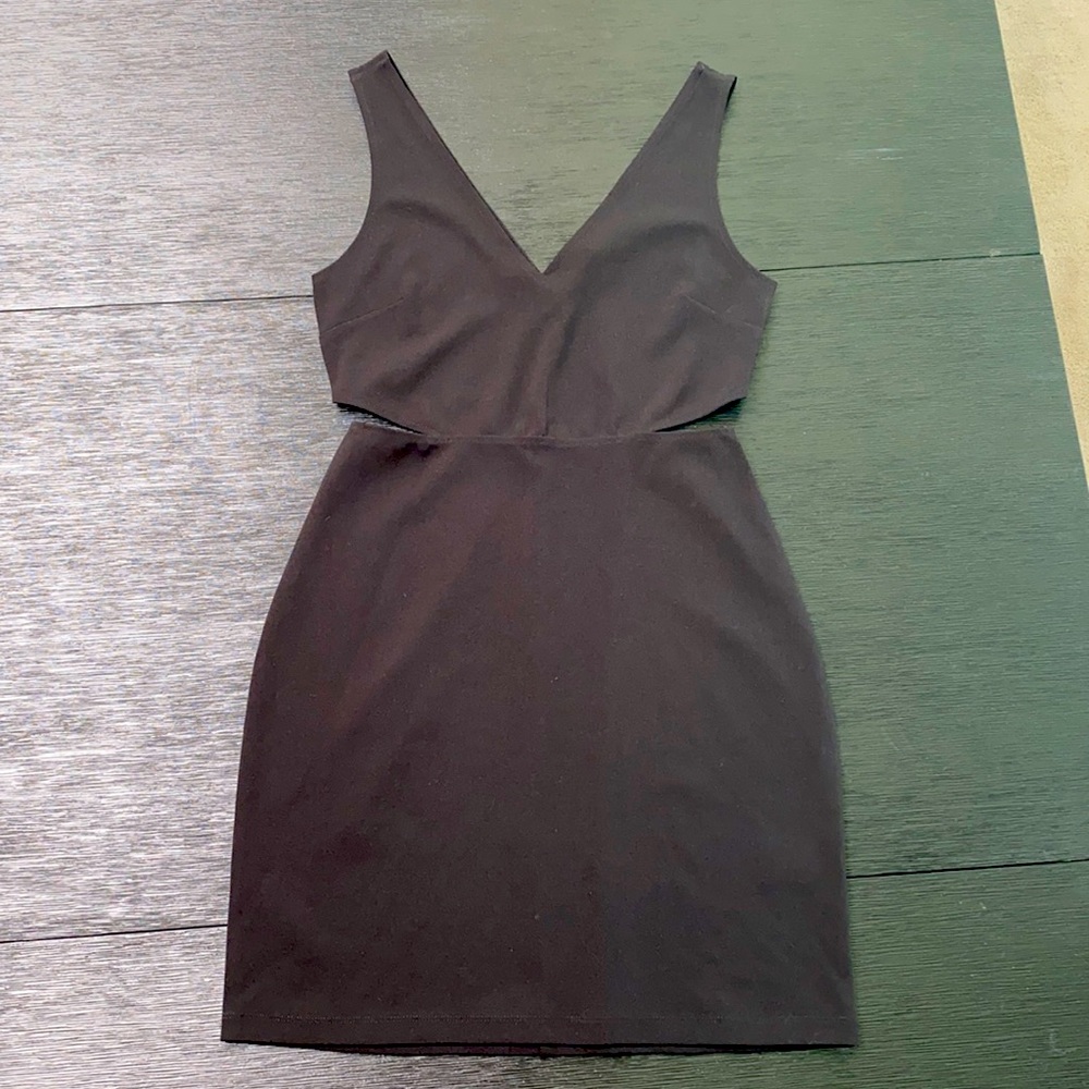 V-neck LBD with waist cutouts